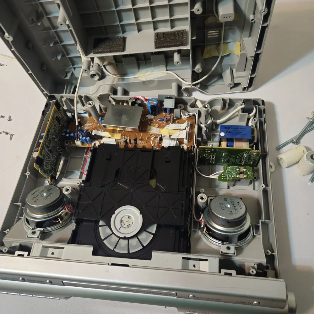 Sony radio works